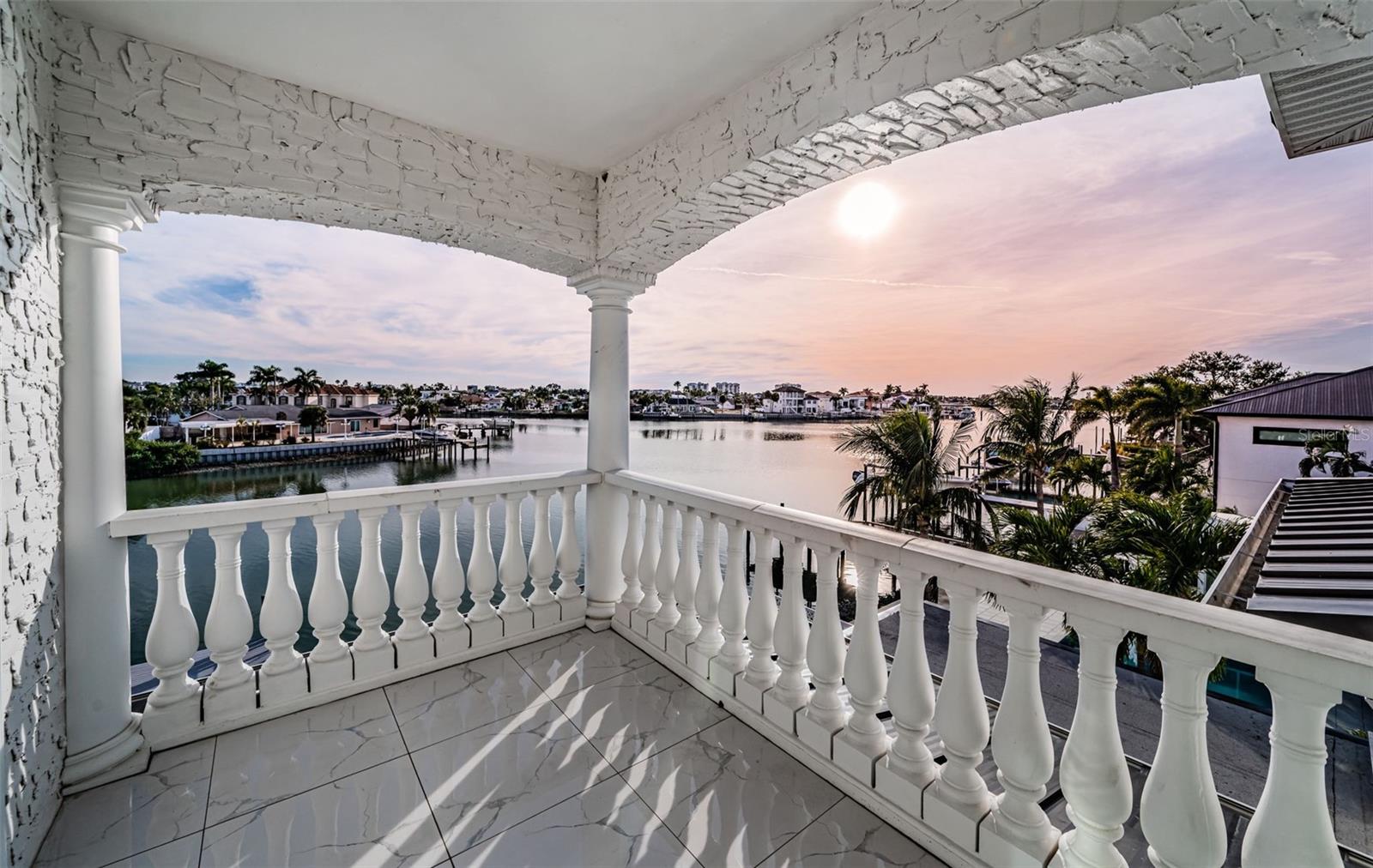 Image 37 of 81 For 7942 3rd Avenue S