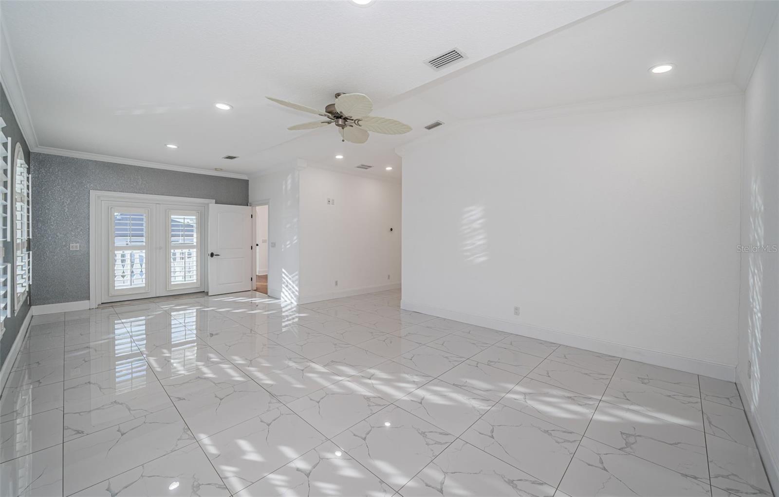 Image 42 of 81 For 7942 3rd Avenue S