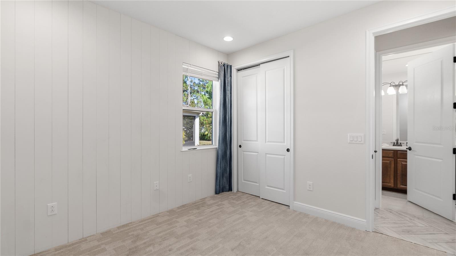 Image 13 of 38 For 11714 Wrought Pine Loop