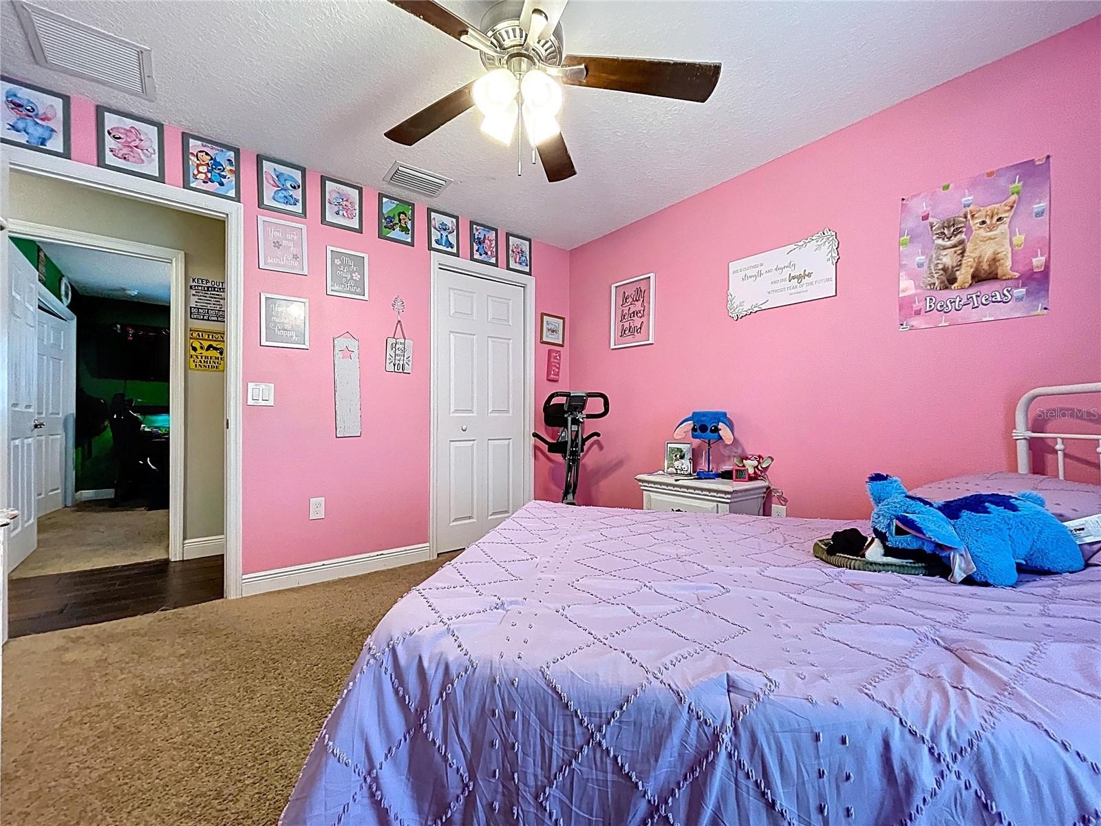 Listing photo id 20 for 9171 Paradisea Drive