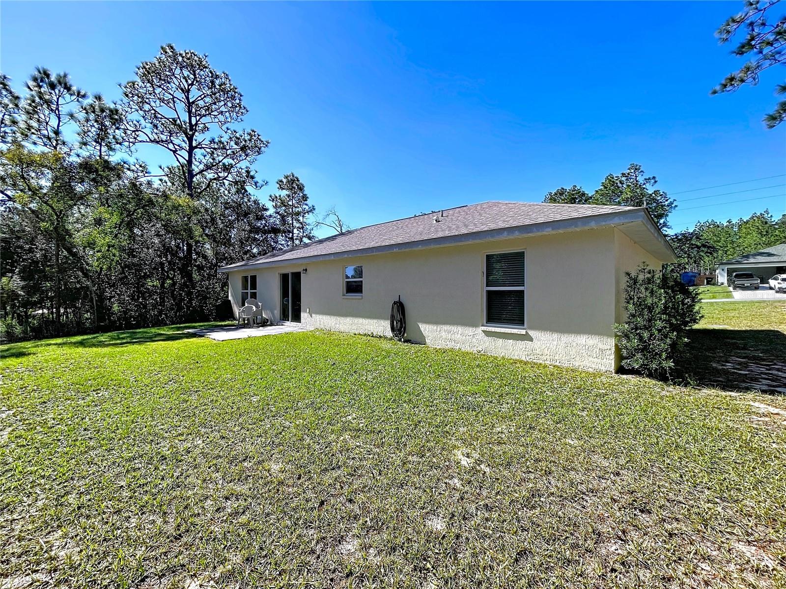 Listing photo id 48 for 9171 Paradisea Drive