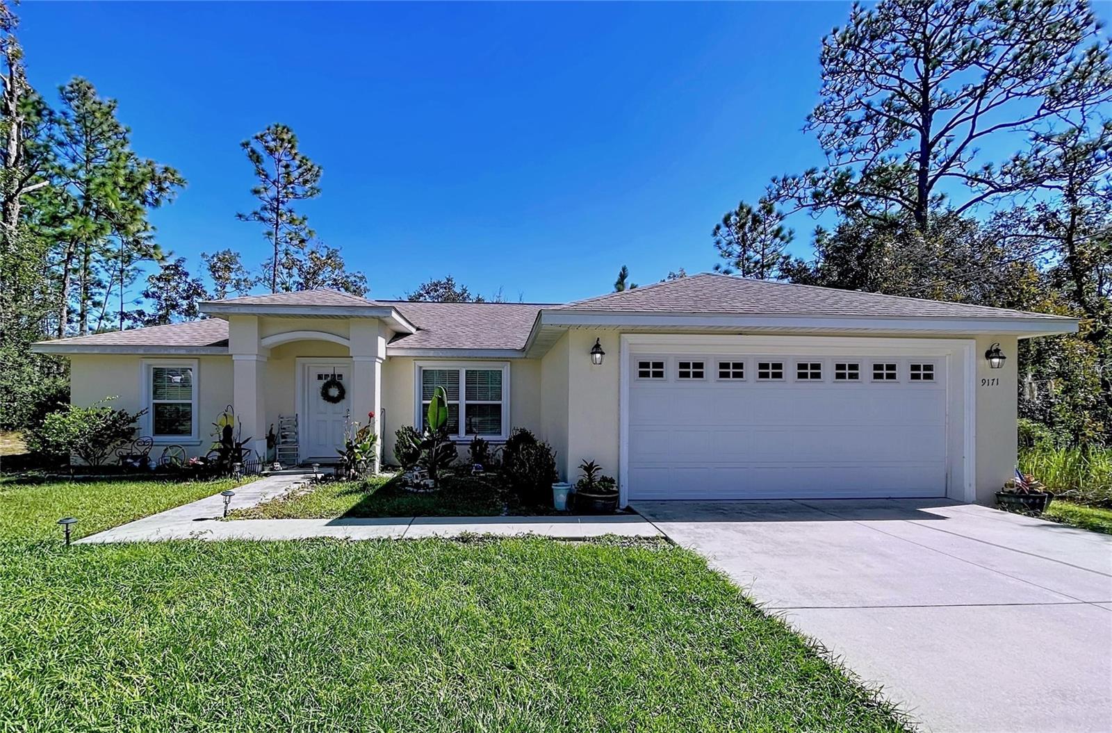 Listing photo id 51 for 9171 Paradisea Drive