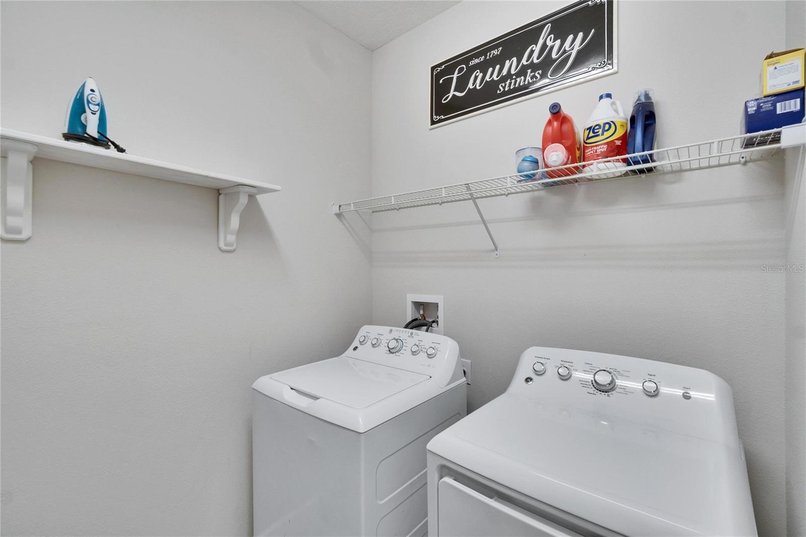 Image 21 of 58 For 7215 Wash Island Drive