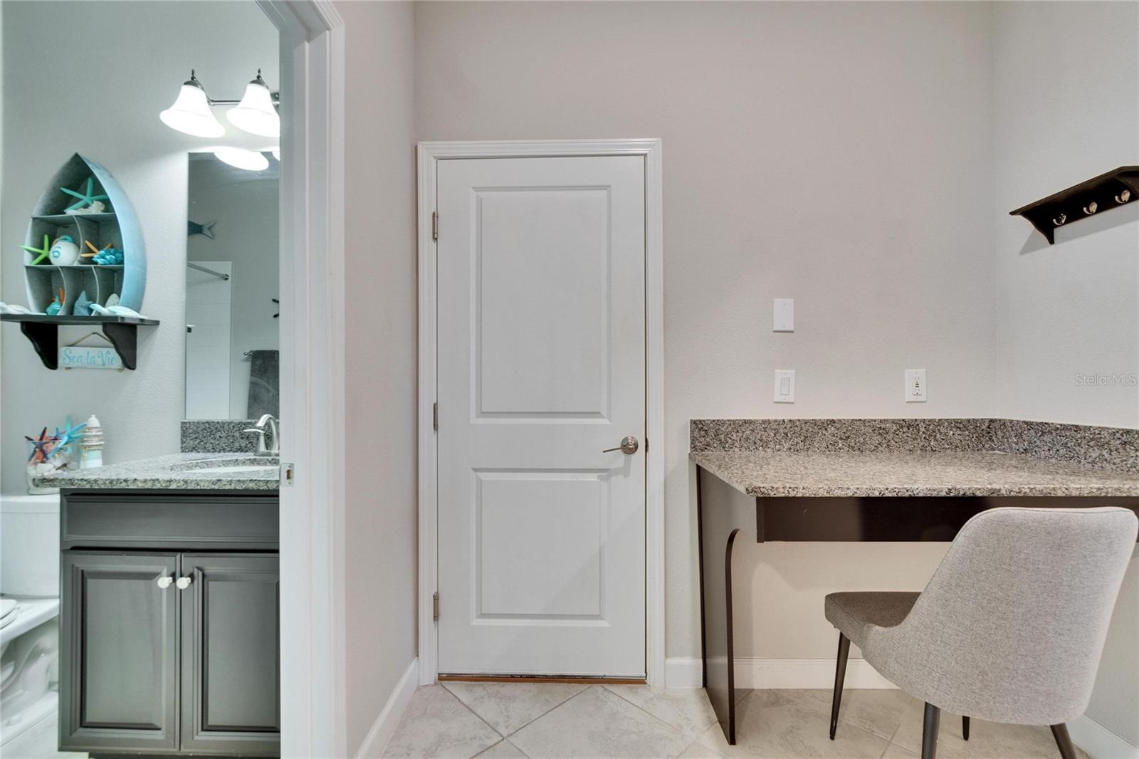 Image 22 of 58 For 7215 Wash Island Drive