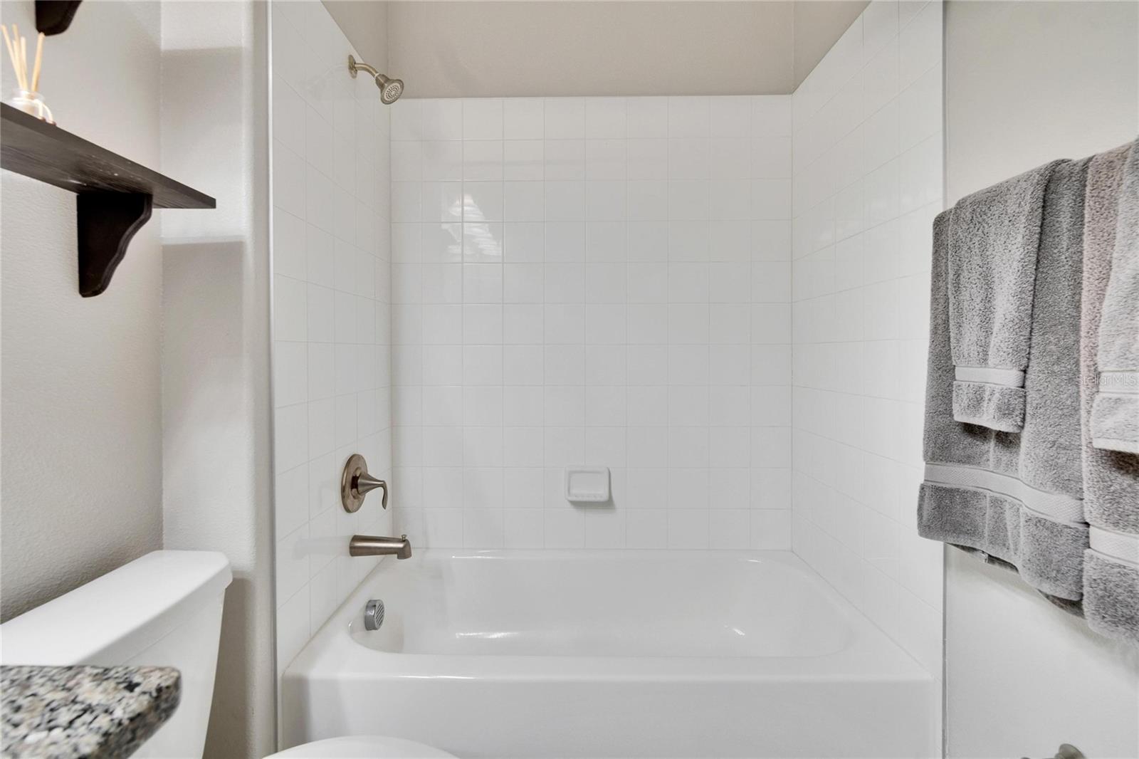 Image 29 of 58 For 7215 Wash Island Drive