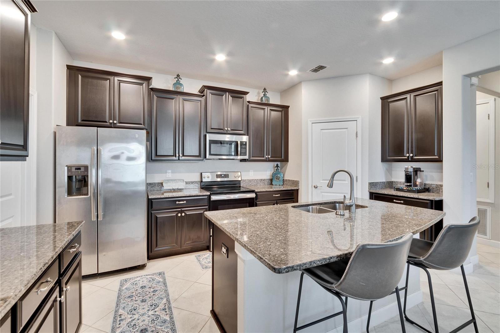 Image 6 of 58 For 7215 Wash Island Drive