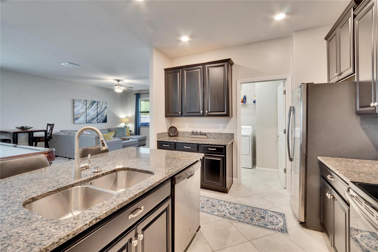 Image 8 of 58 For 7215 Wash Island Drive