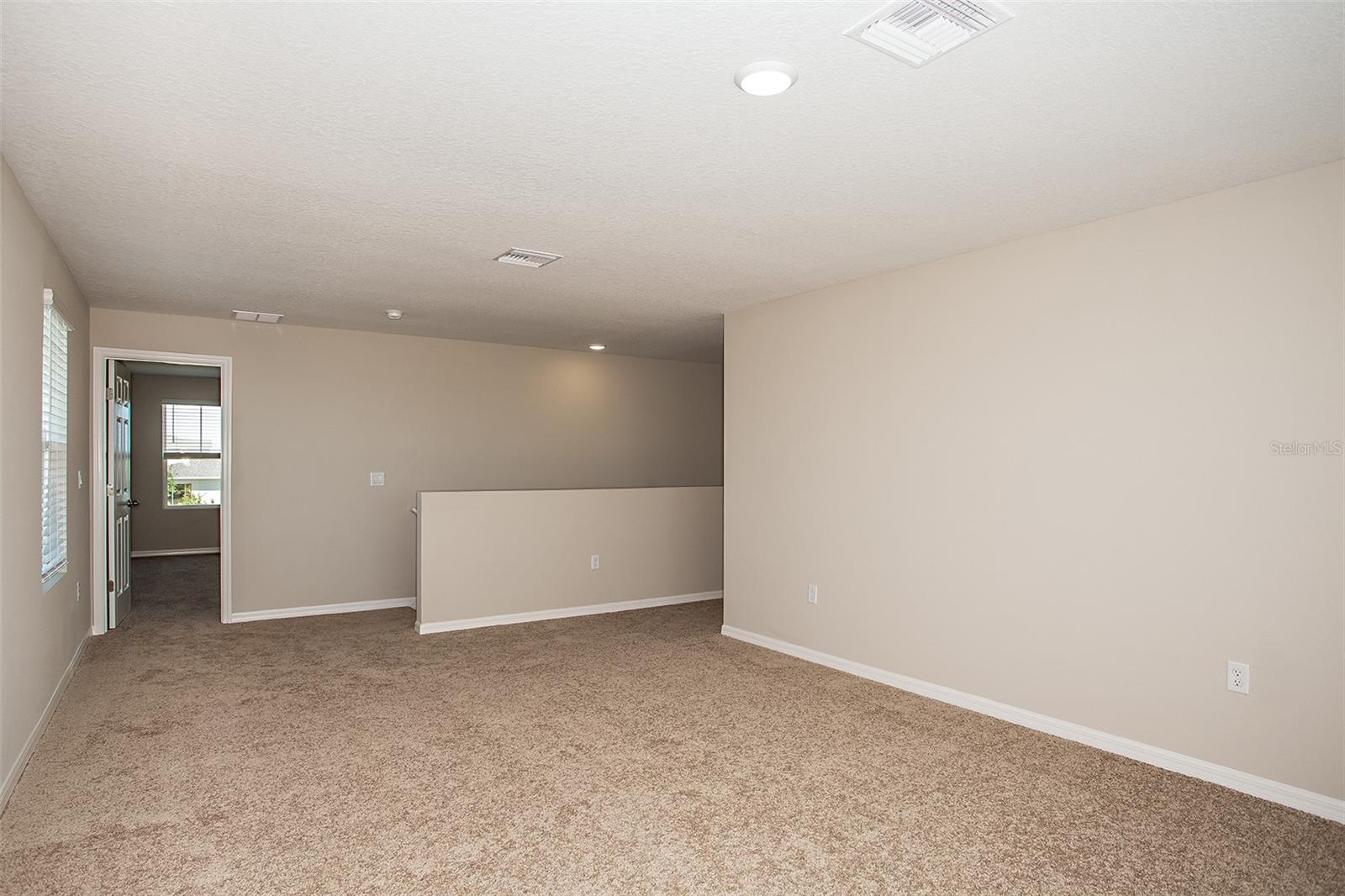 Image 20 of 27 For 4143 River Beacon Boulevard