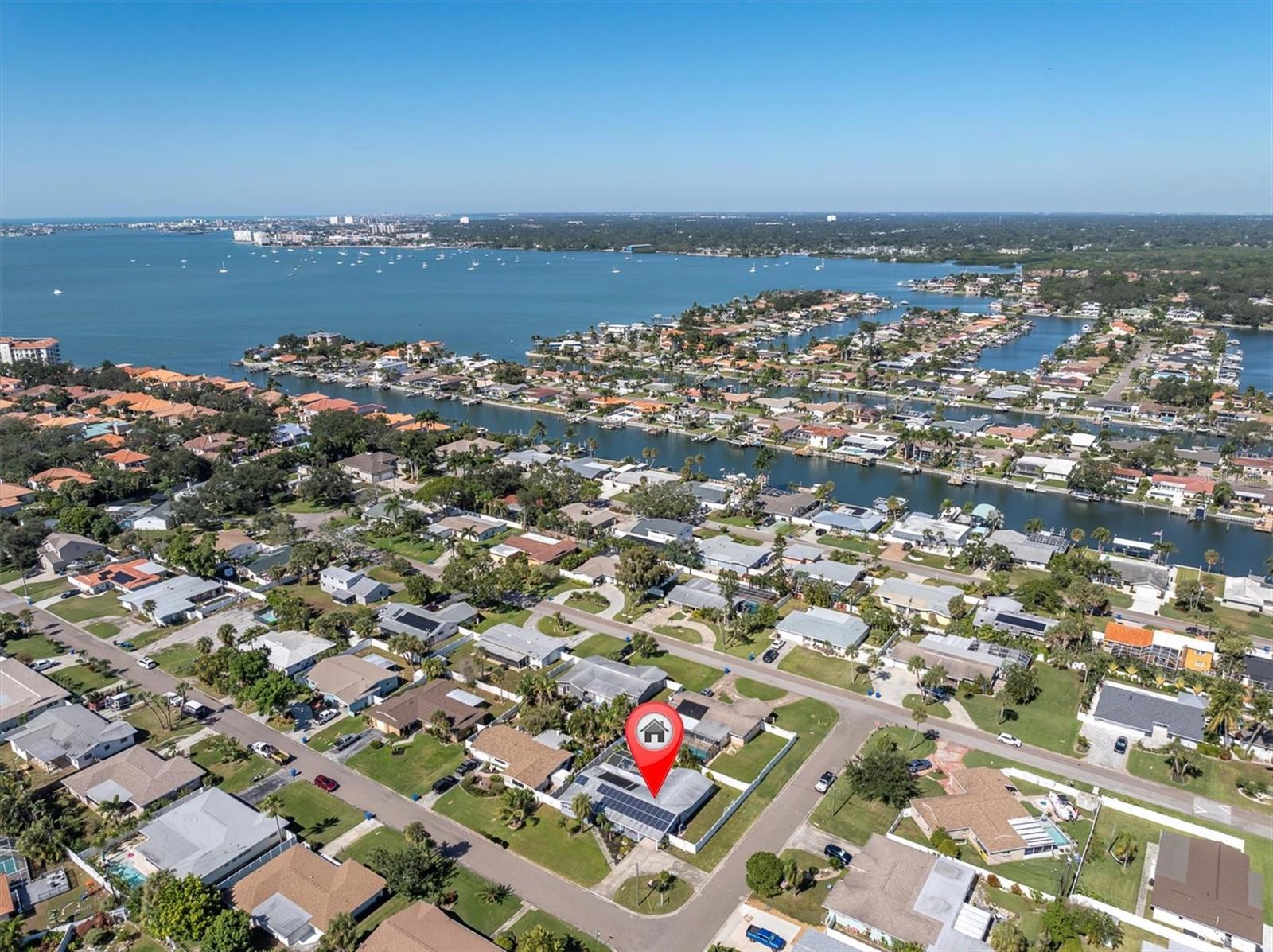 Listing photo id 29 for 4301 50th Terrace S