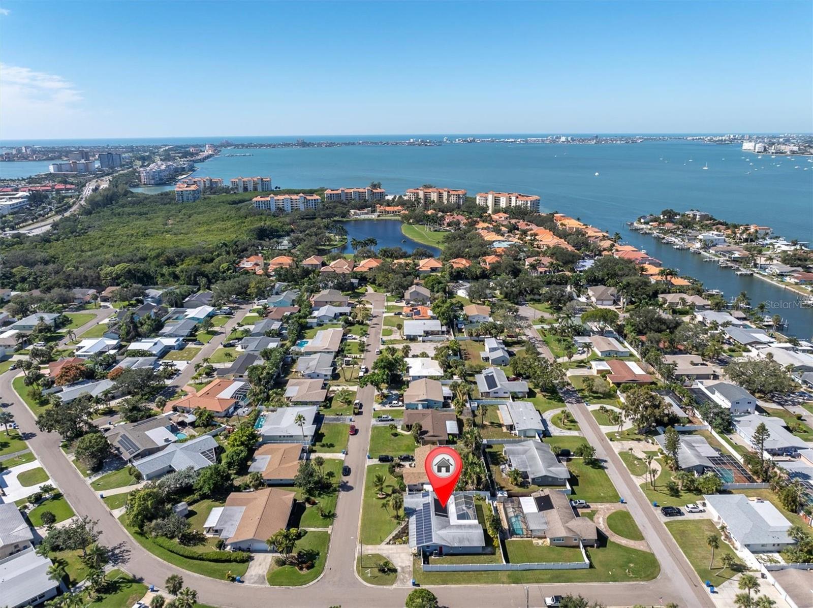 Listing photo id 30 for 4301 50th Terrace S