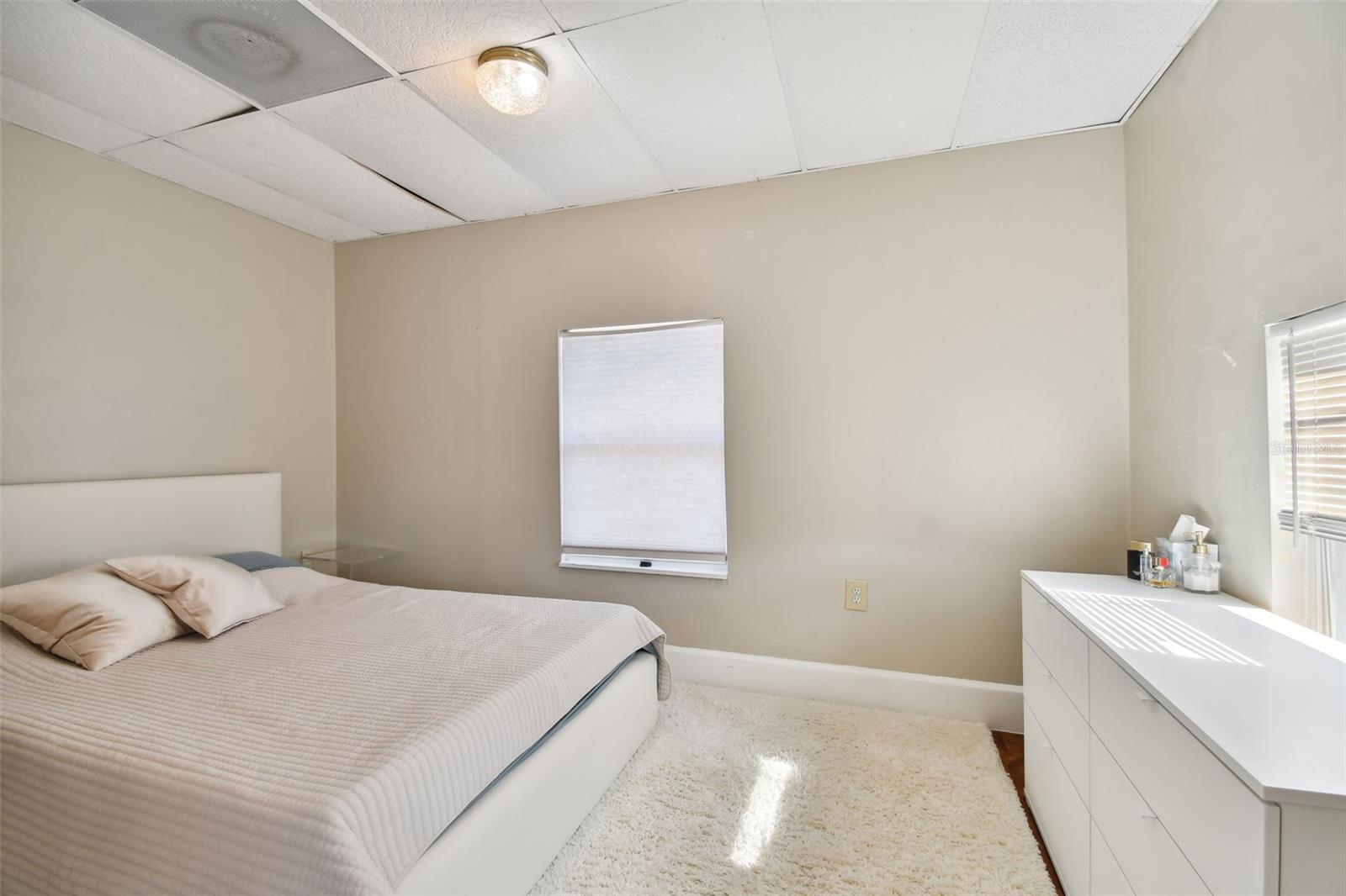 Image 37 of 48 For 2445 2nd Avenue N 4