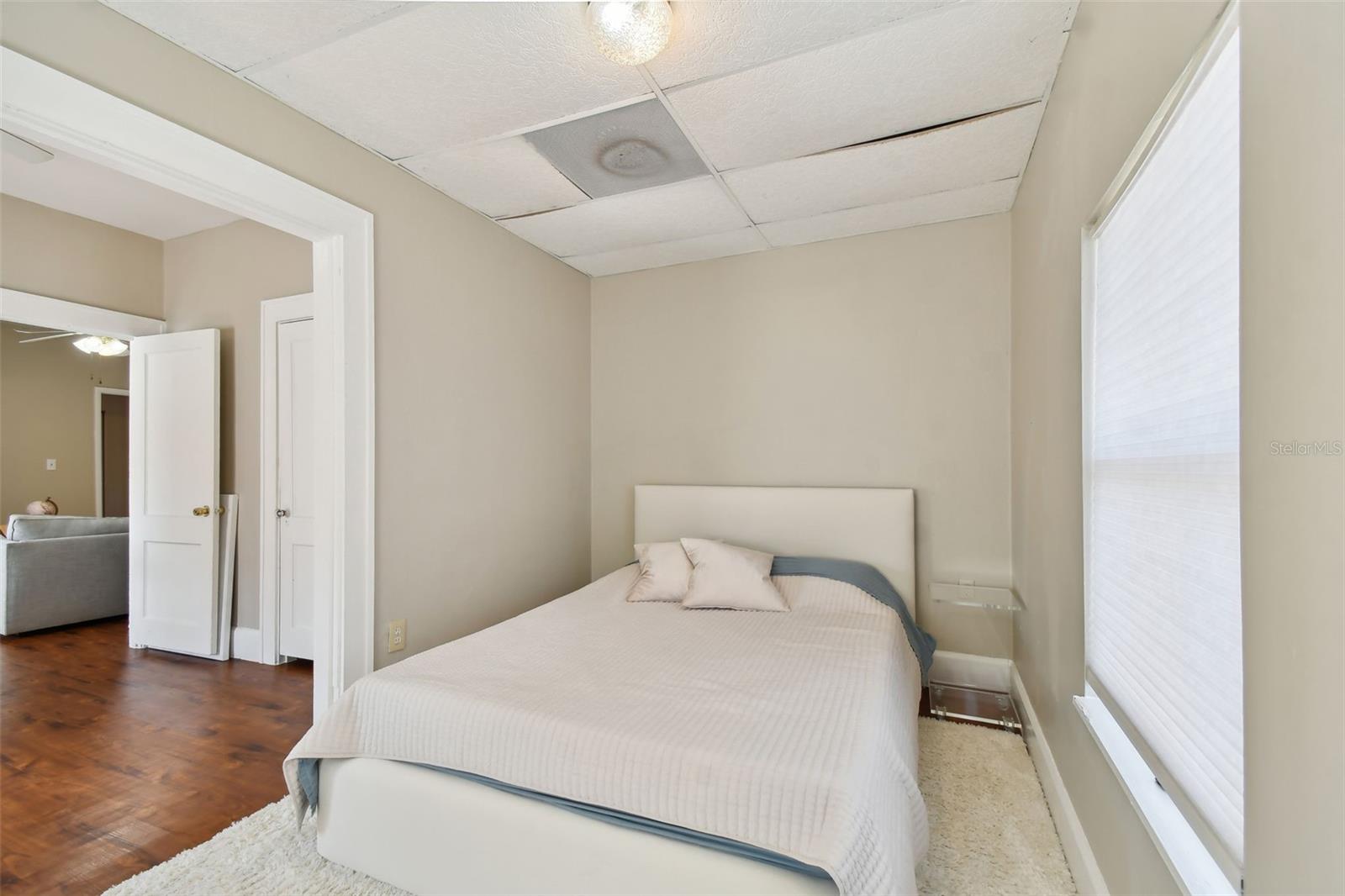 Image 38 of 48 For 2445 2nd Avenue N 4