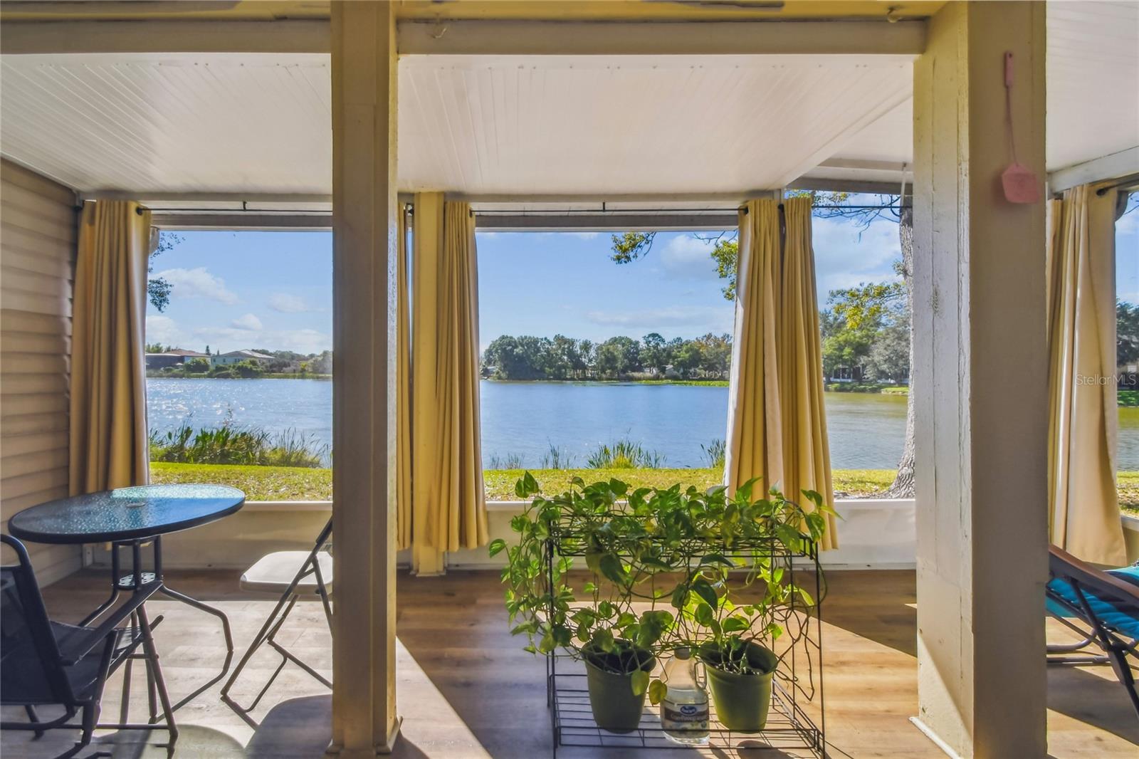 Image 15 of 69 For 6916 Lake Place Court