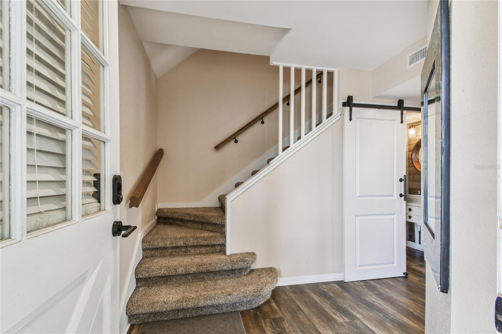 Image 21 of 69 For 6916 Lake Place Court