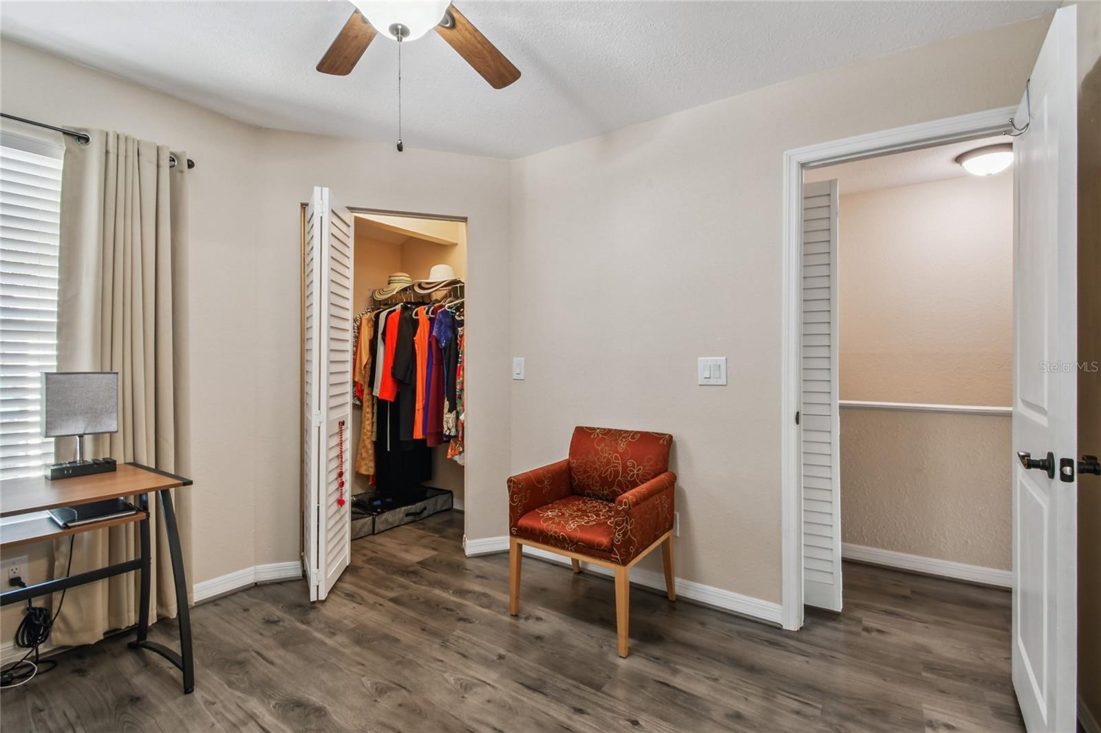 Image 30 of 69 For 6916 Lake Place Court