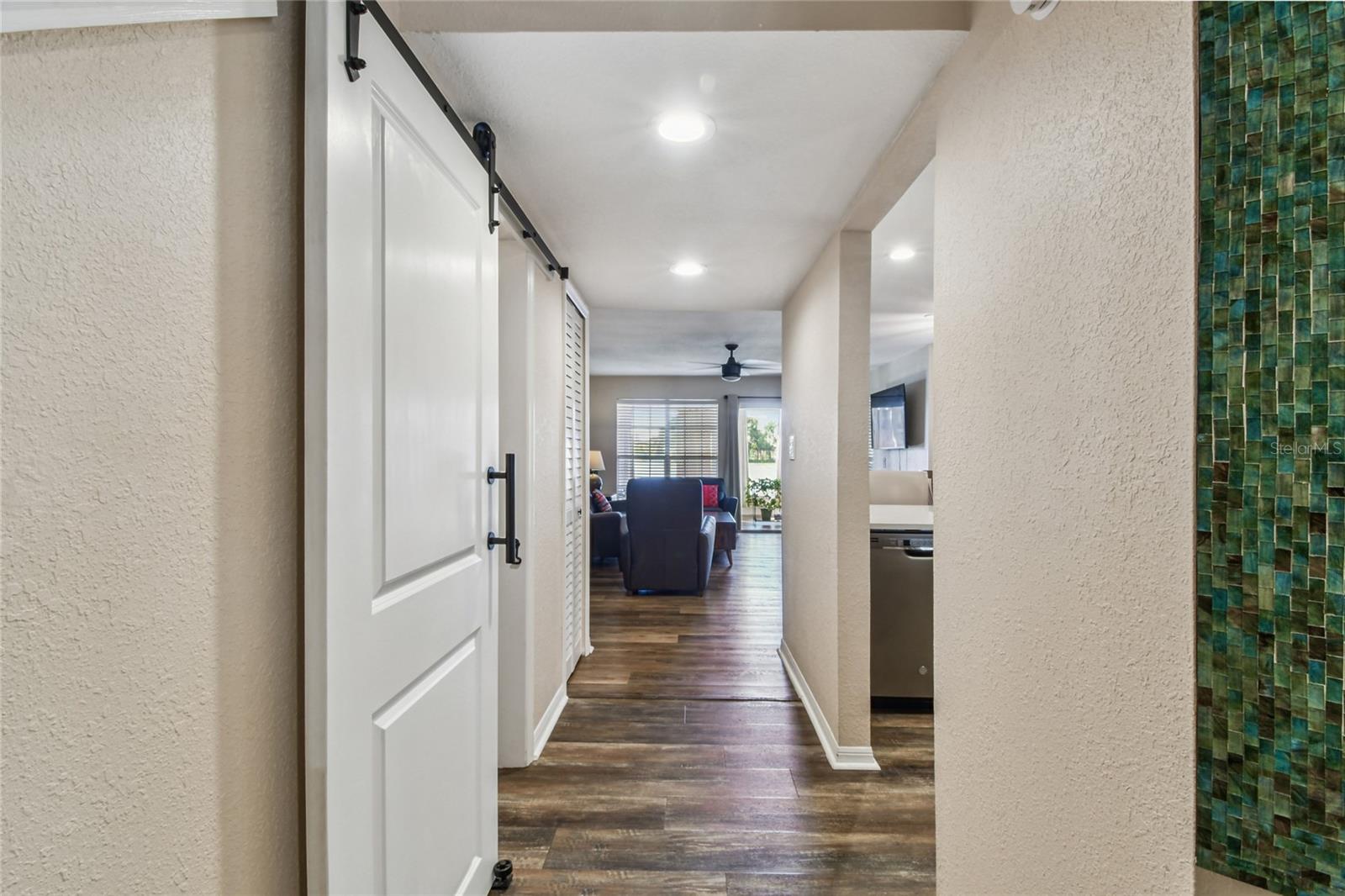 Image 34 of 69 For 6916 Lake Place Court