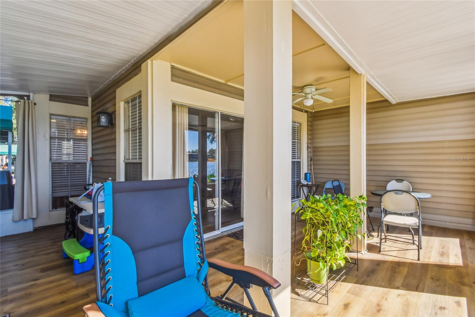 Image 37 of 69 For 6916 Lake Place Court