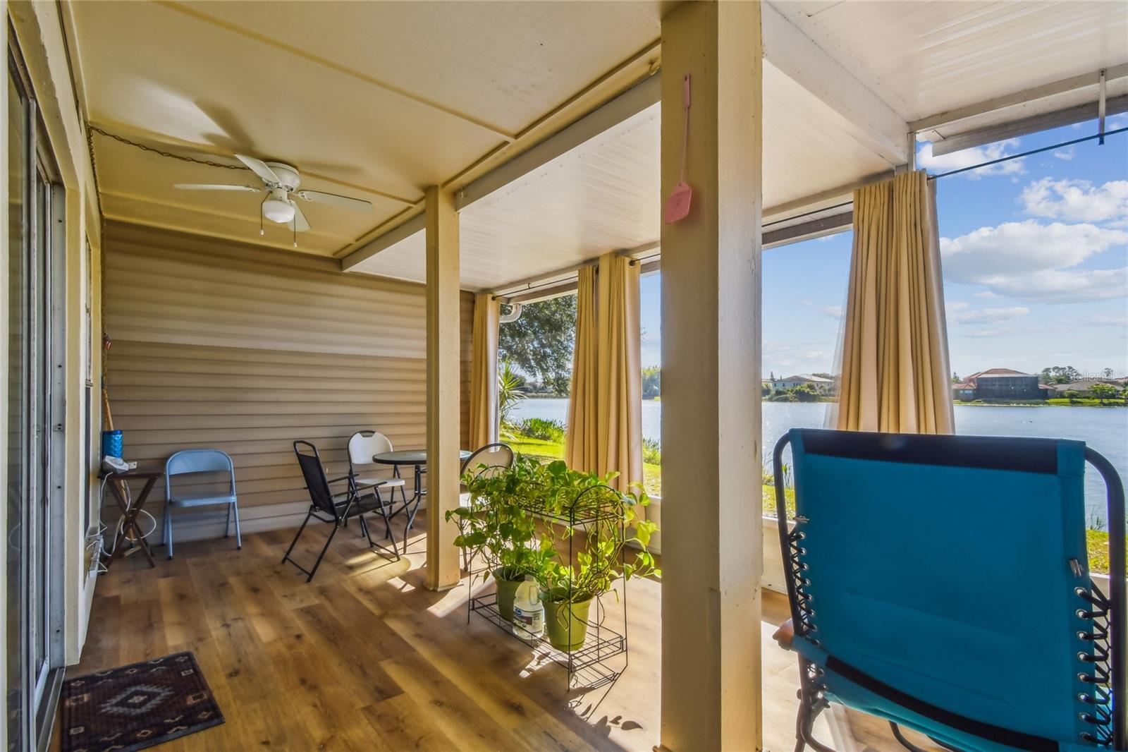 Image 38 of 69 For 6916 Lake Place Court