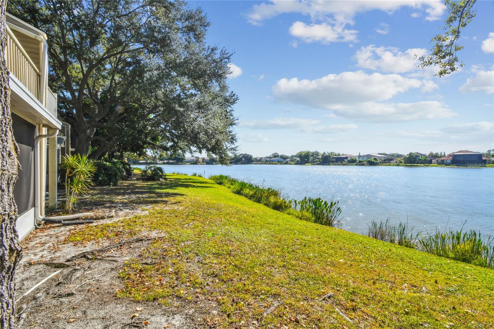 Image 8 of 69 For 6916 Lake Place Court