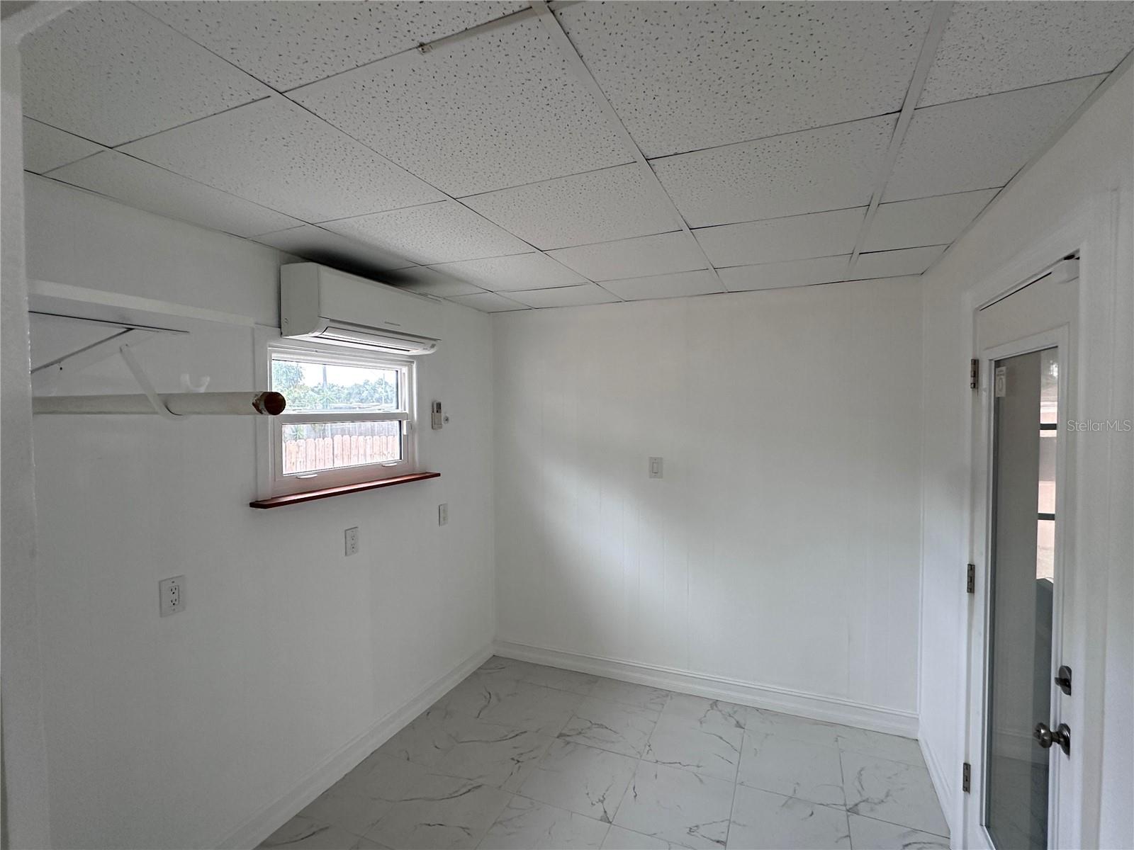 Image 19 of 26 For 10659 108th Street