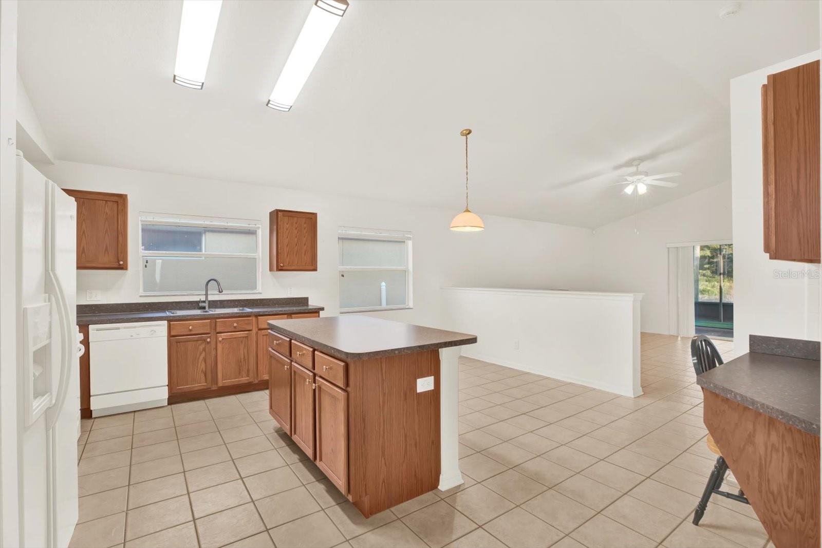 Image 5 of 25 For 2500 Palesta Drive