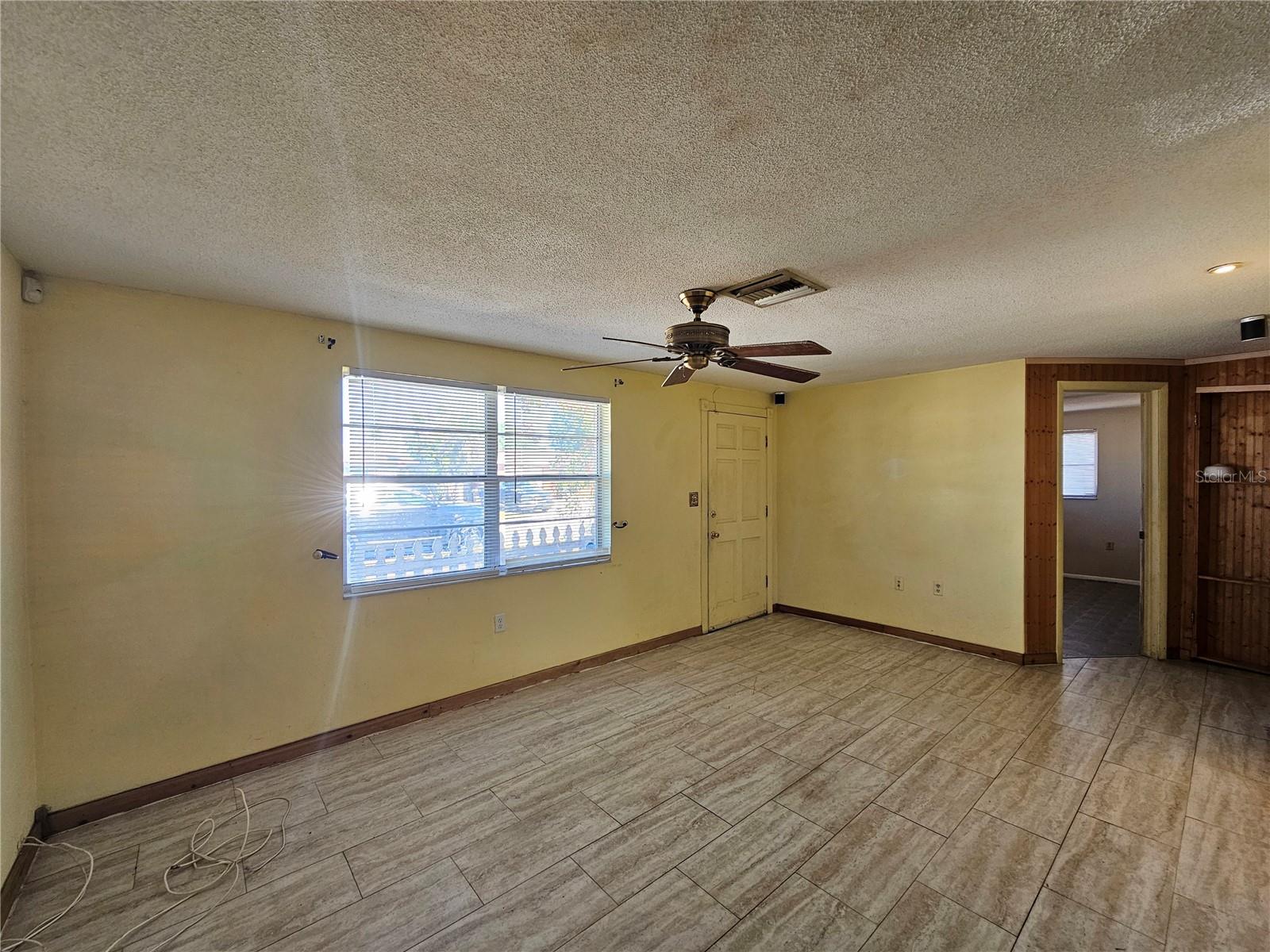 Image 4 of 15 For 3048 Coldwell Drive