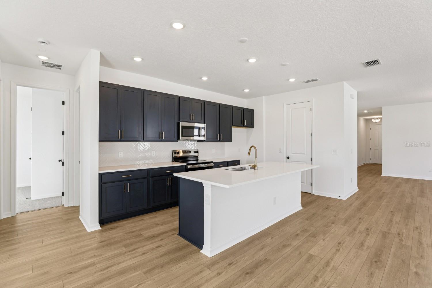 Image 12 of 55 For 5752 Haystack Drive