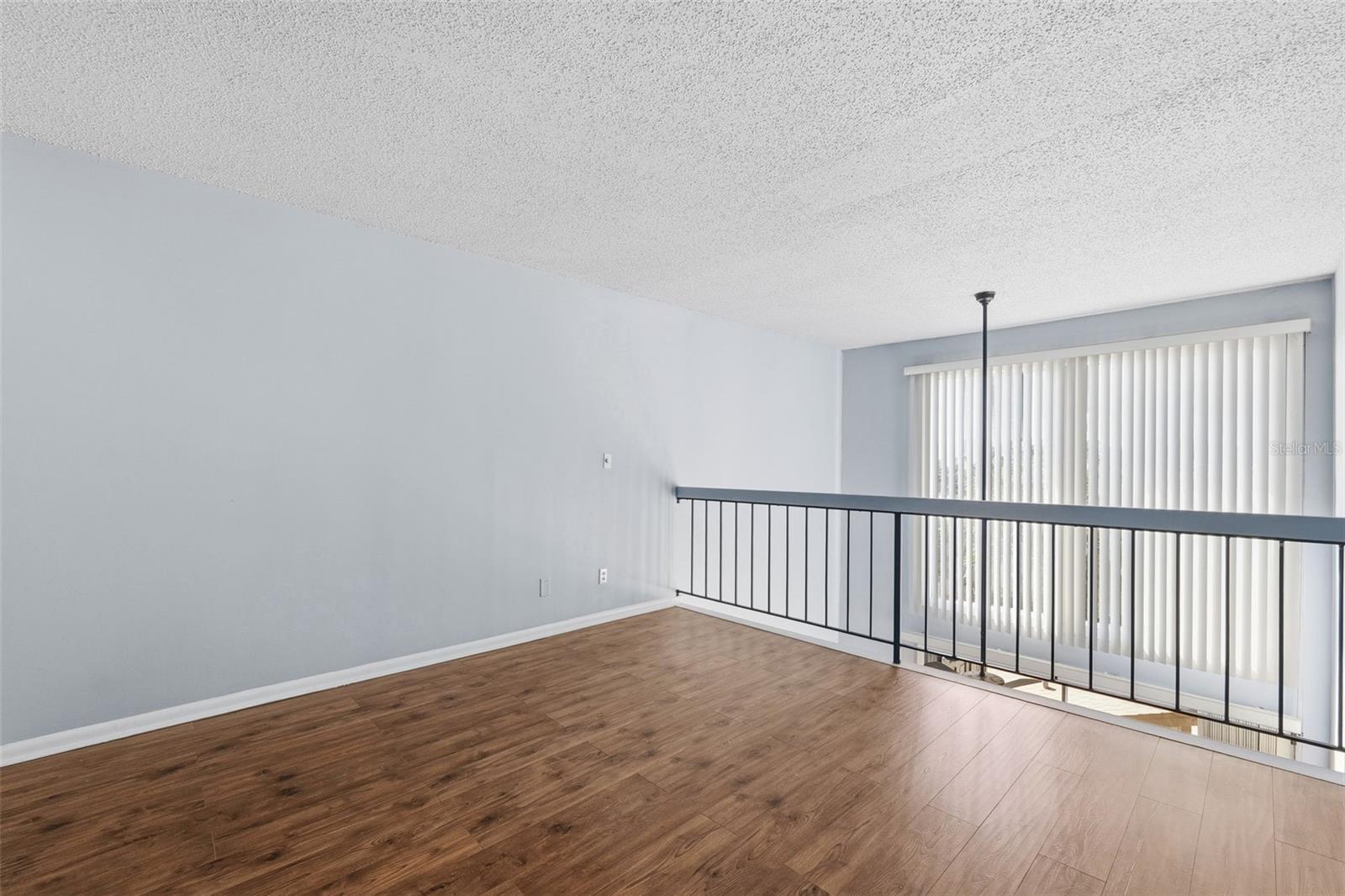 Image 18 of 31 For 6321 Newtown Circle 21b7