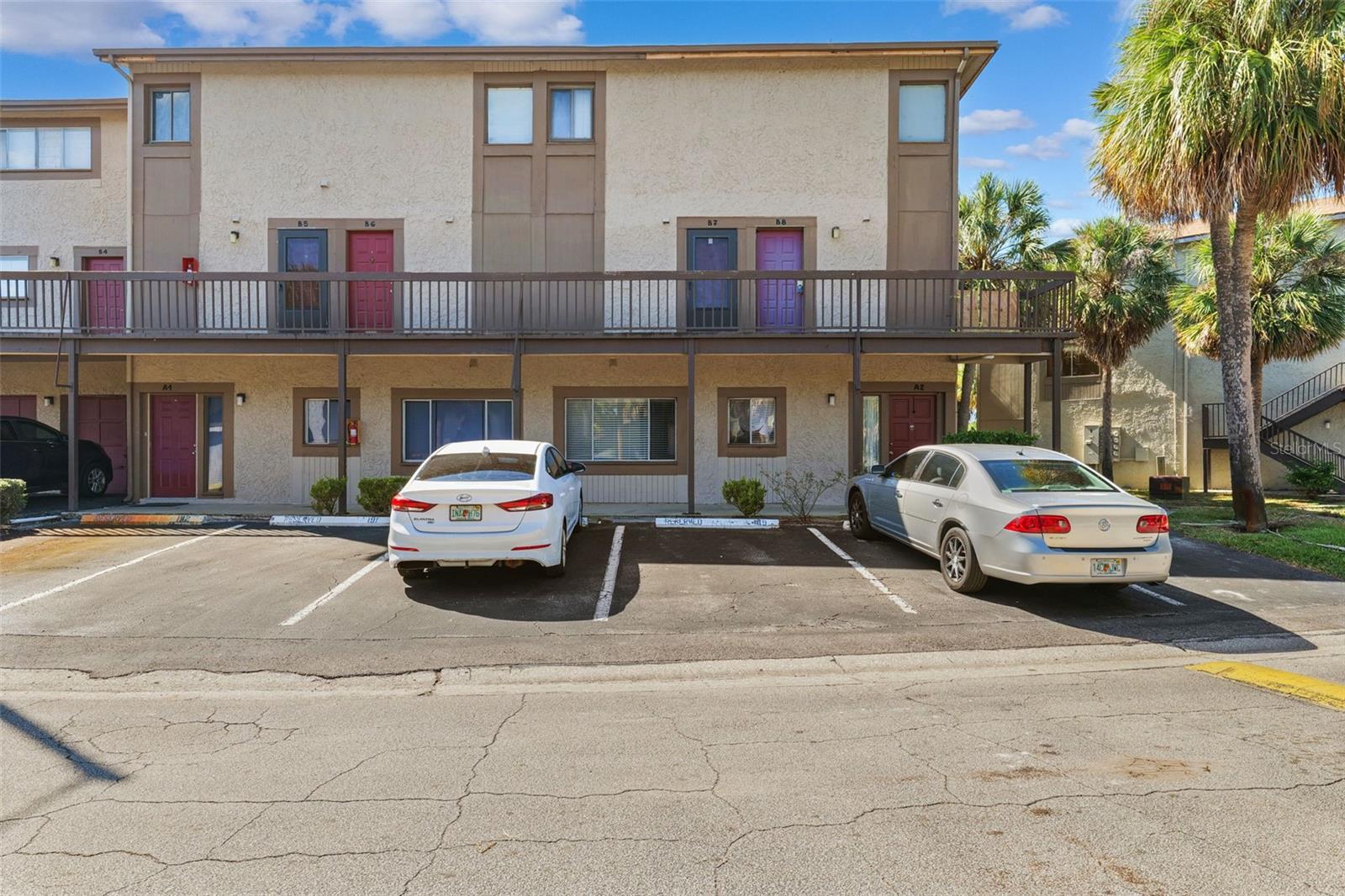 Image 2 of 31 For 6321 Newtown Circle 21b7