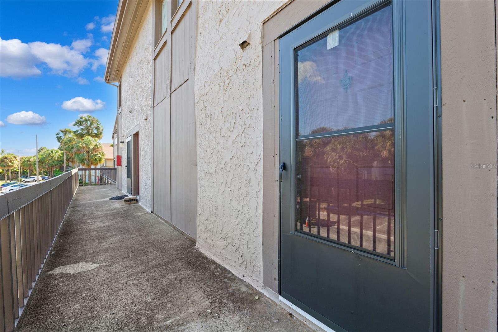 Image 3 of 31 For 6321 Newtown Circle 21b7