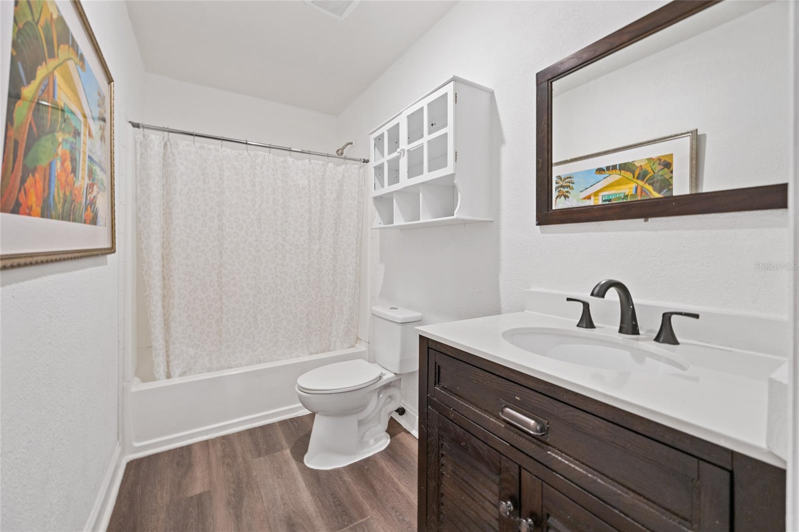 Image 12 of 22 For 1104 Alsobrook Street