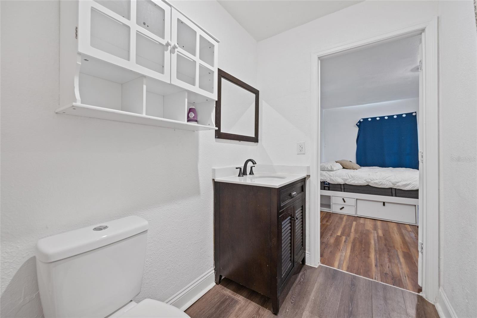 Image 13 of 22 For 1104 Alsobrook Street