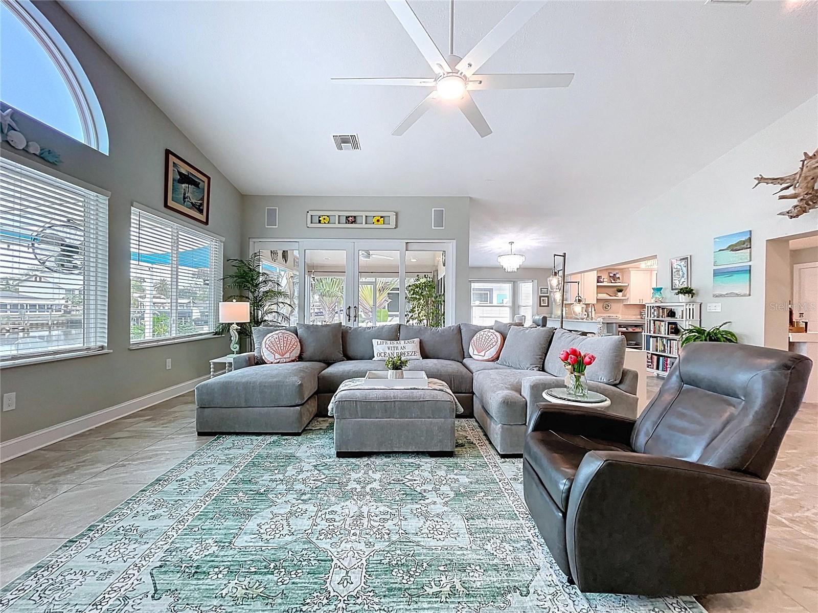 Image 17 of 71 For 386 Westwinds Drive