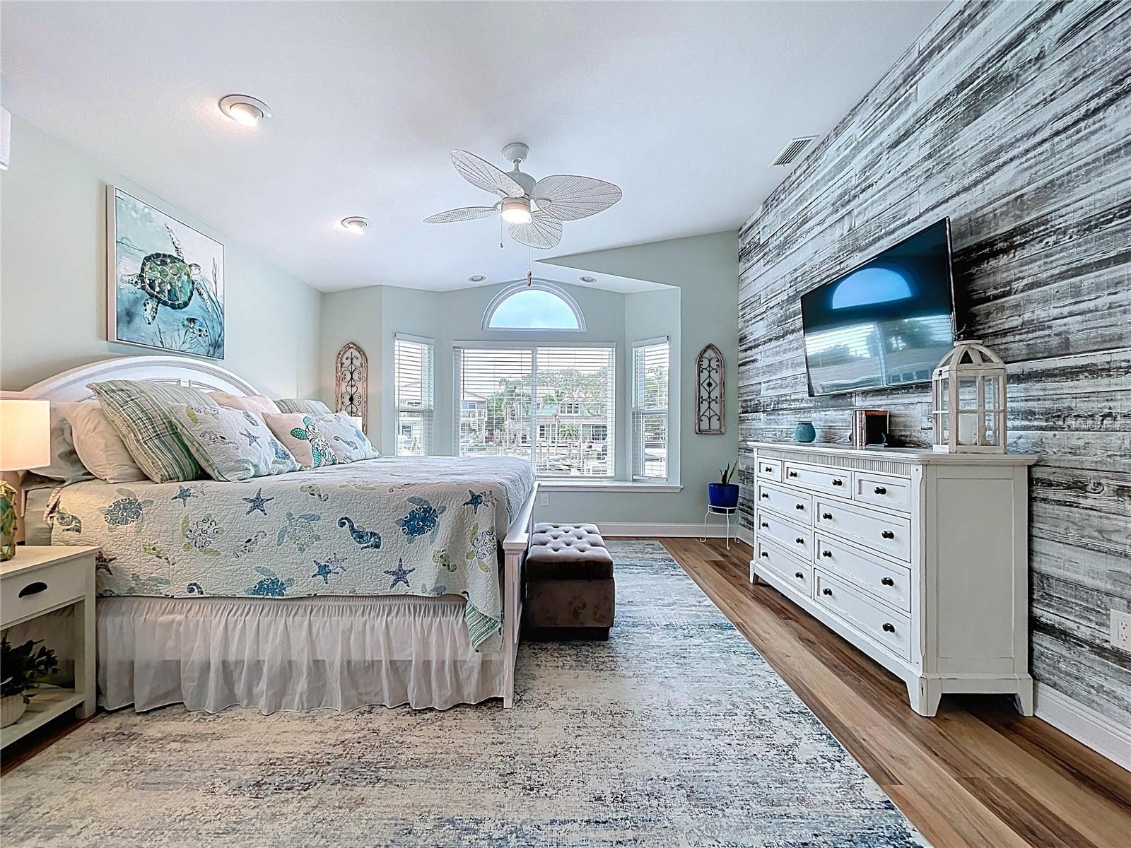 Image 41 of 71 For 386 Westwinds Drive