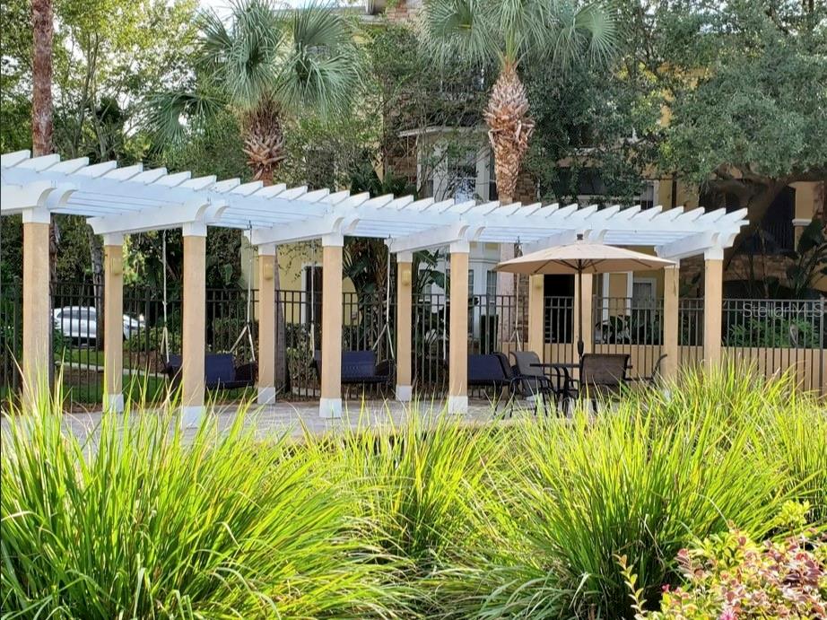 Image 3 of 25 For 10029 Courtney Palms Boulevard 201