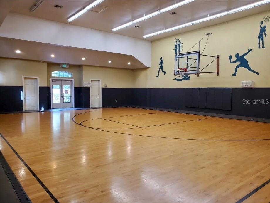 Image 7 of 25 For 10029 Courtney Palms Boulevard 201