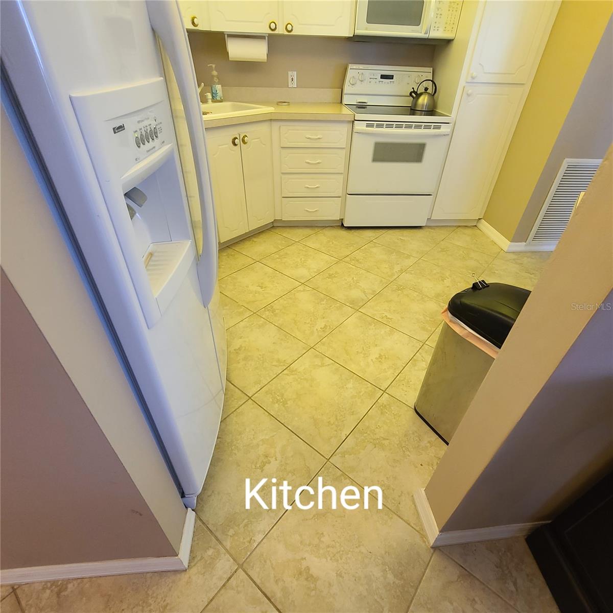 Image 14 of 68 For 220 Buttonwood Circle 220