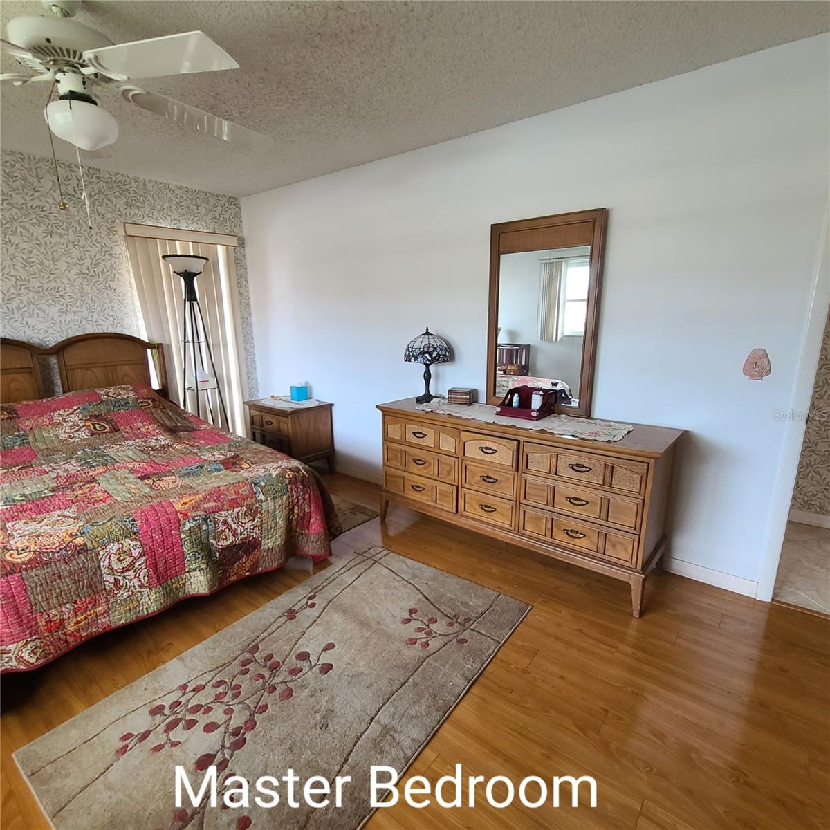 Image 24 of 68 For 220 Buttonwood Circle 220