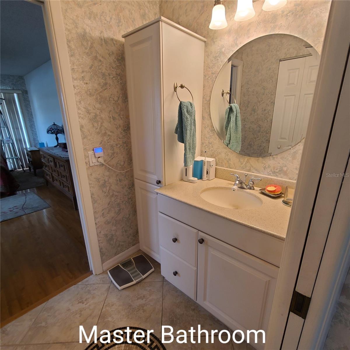 Image 28 of 68 For 220 Buttonwood Circle 220