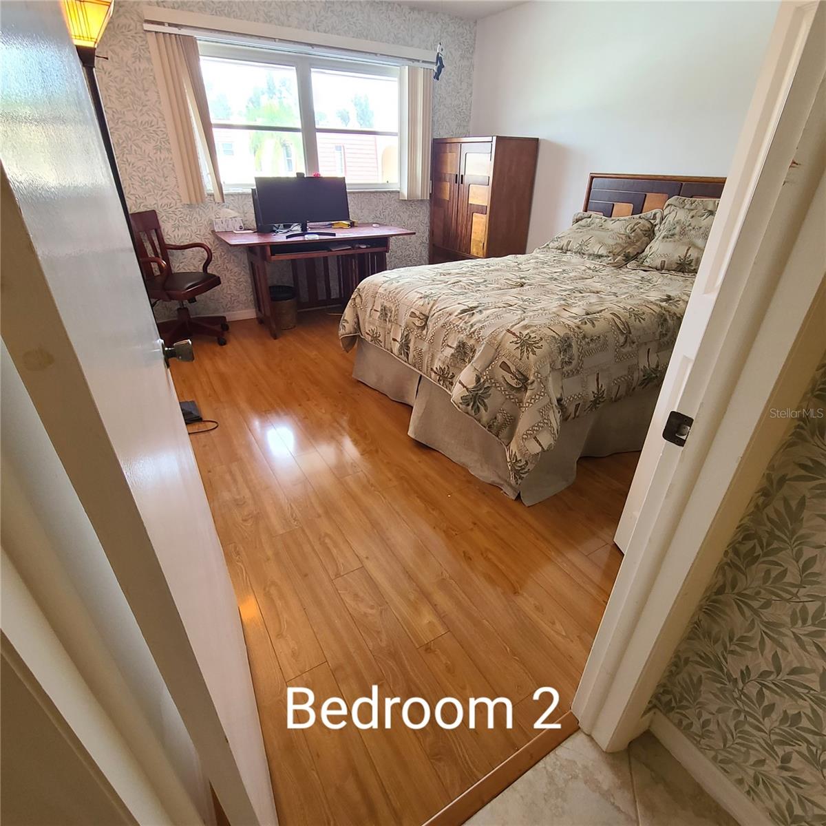 Image 33 of 68 For 220 Buttonwood Circle 220