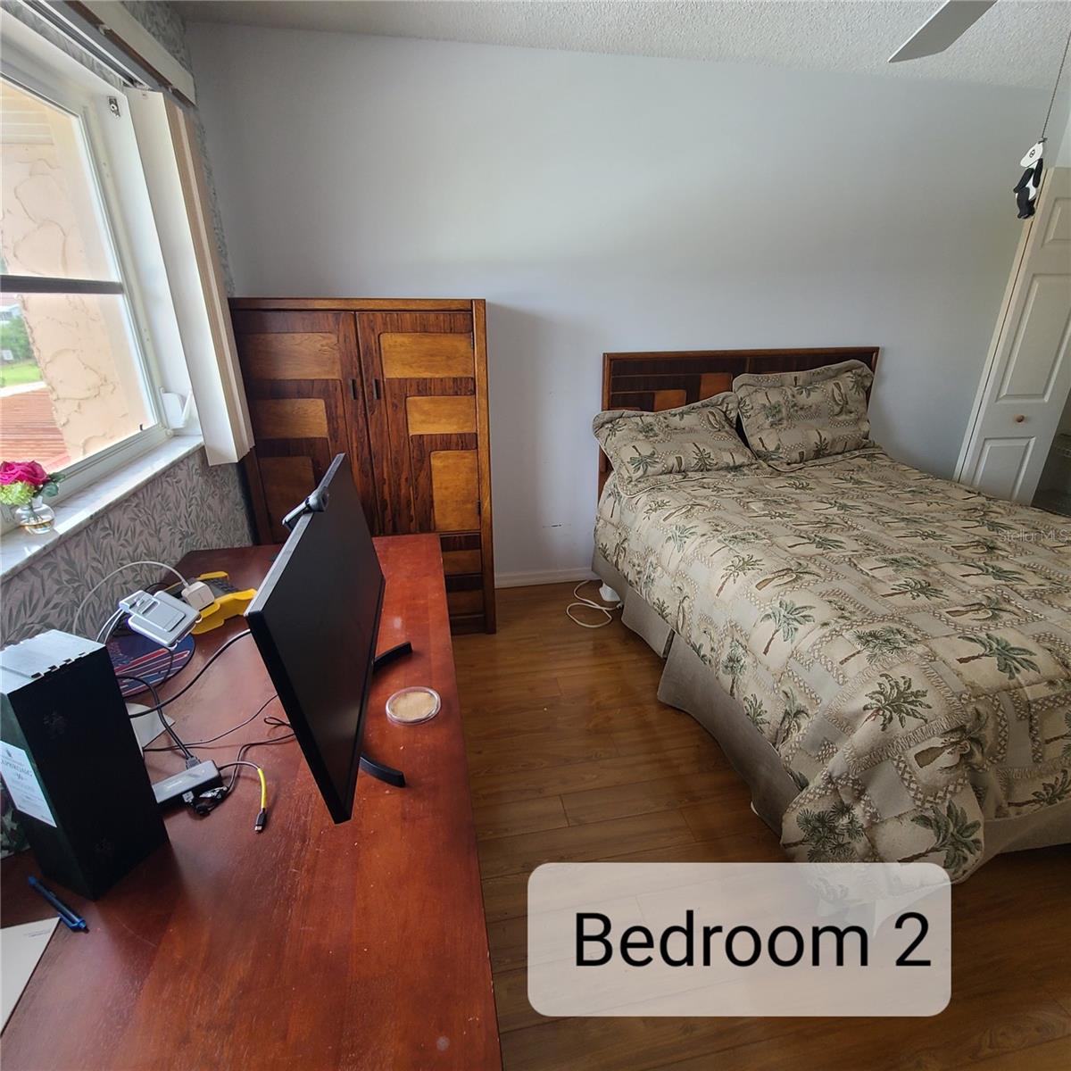 Image 34 of 68 For 220 Buttonwood Circle 220