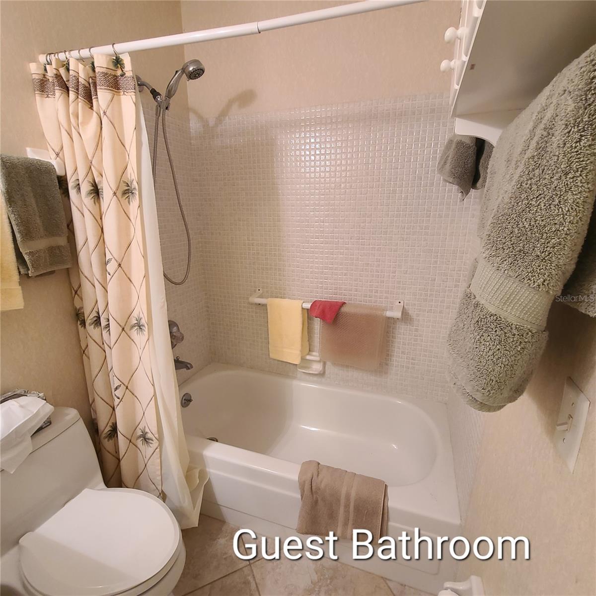 Image 39 of 68 For 220 Buttonwood Circle 220