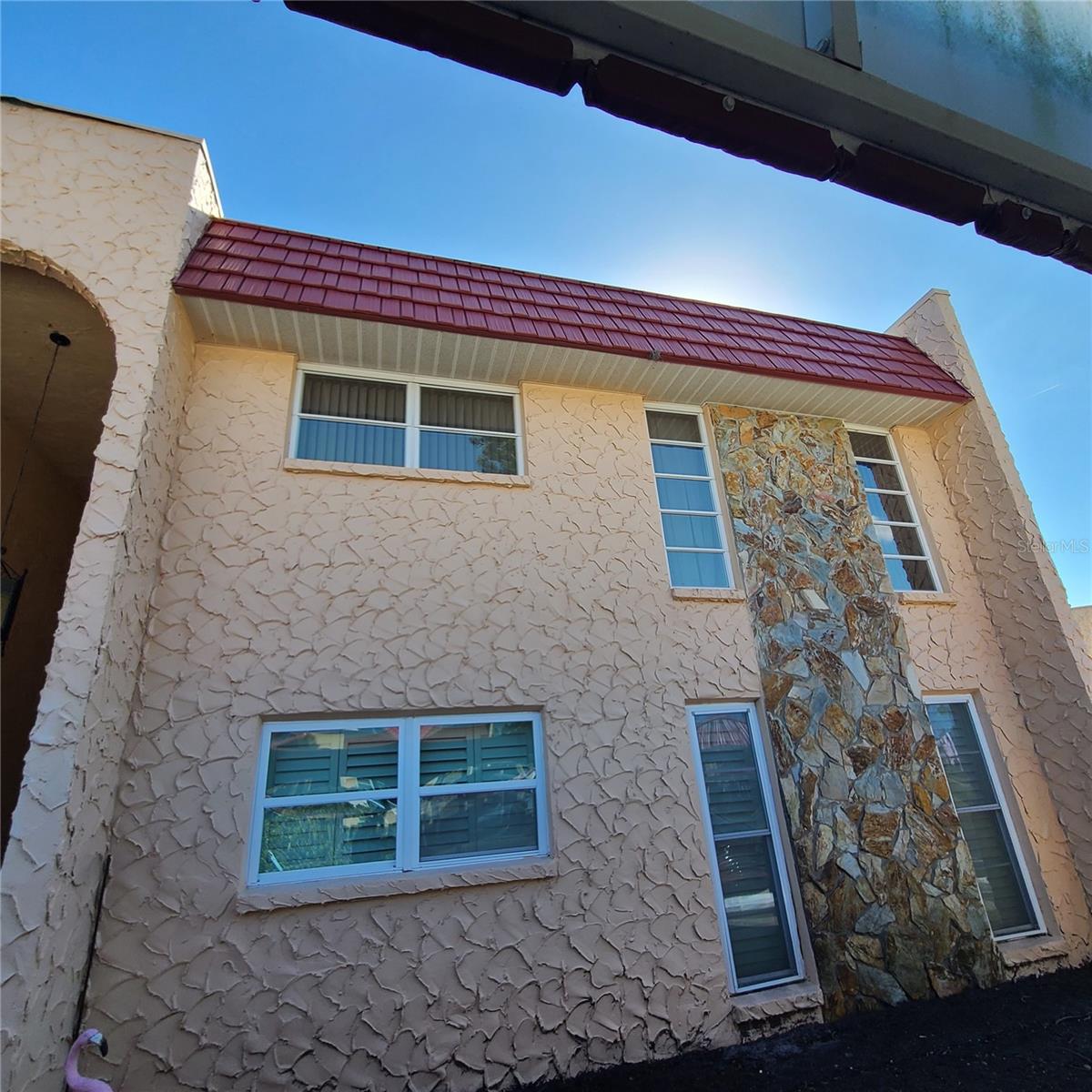 Image 50 of 68 For 220 Buttonwood Circle 220