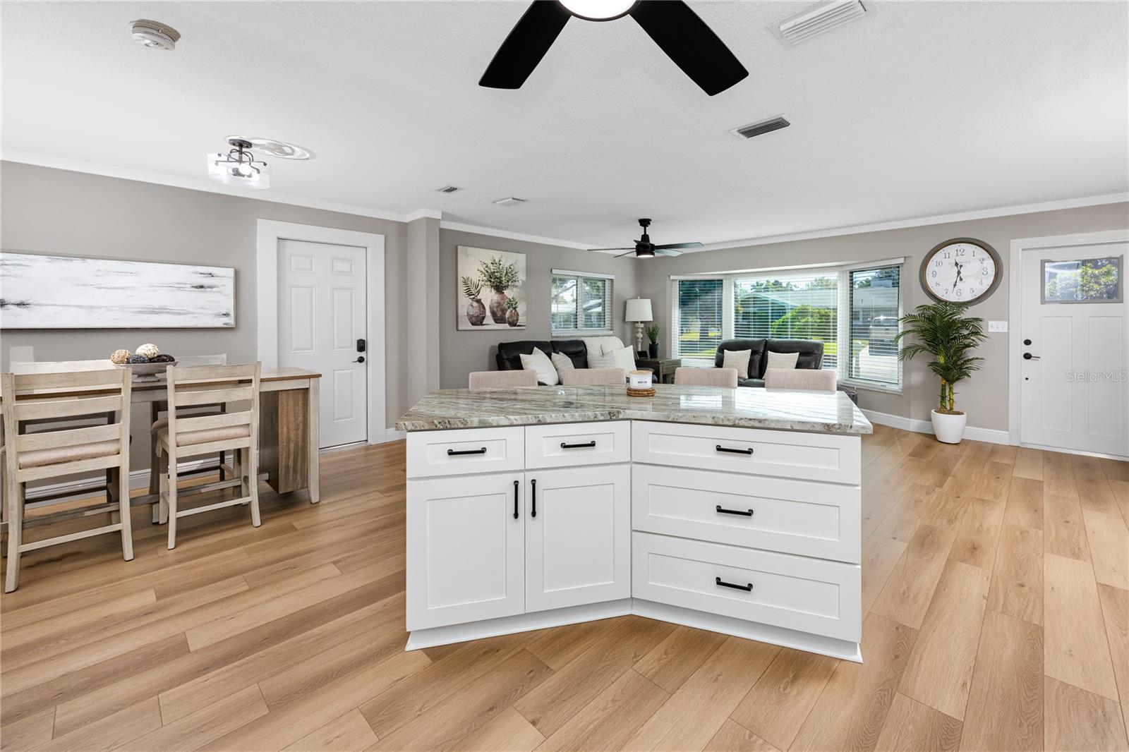 Image 15 of 42 For 13509 99th Avenue