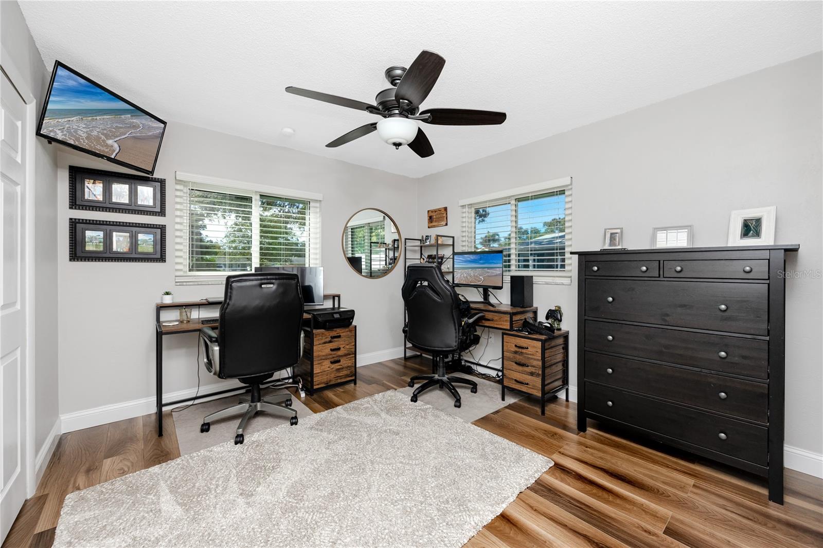 Image 25 of 42 For 13509 99th Avenue