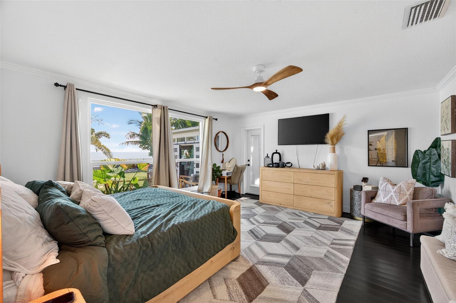 Image 12 of 83 For 6760 29th Street S