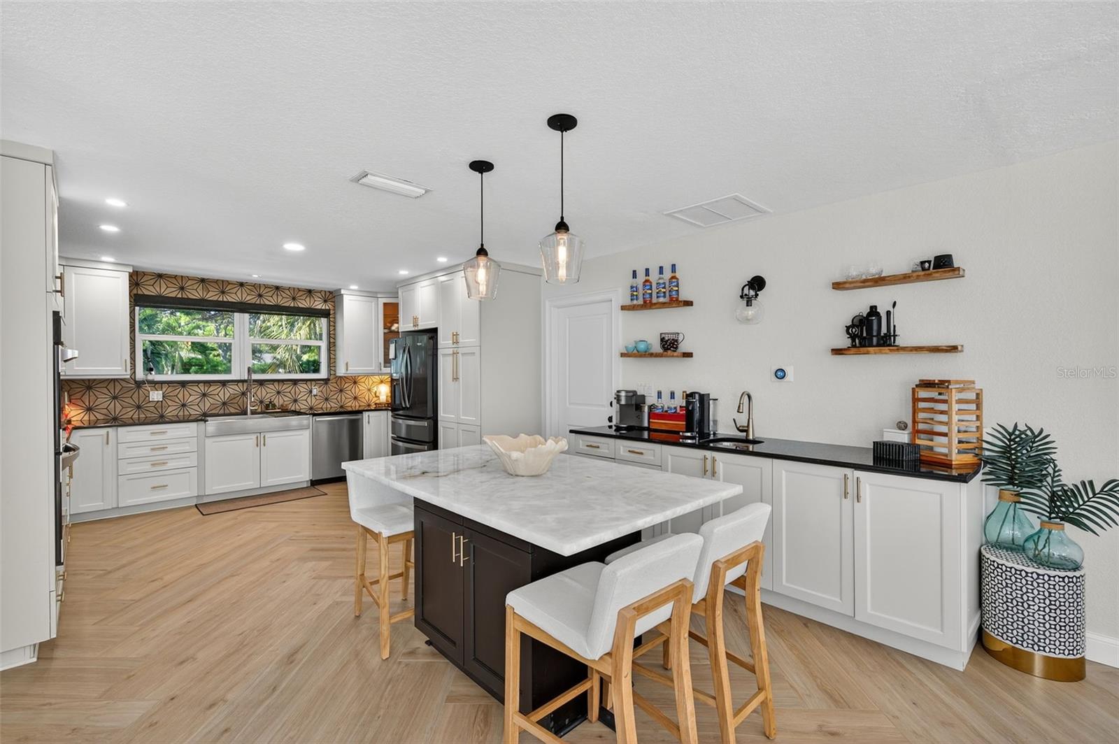 Image 19 of 83 For 6760 29th Street S