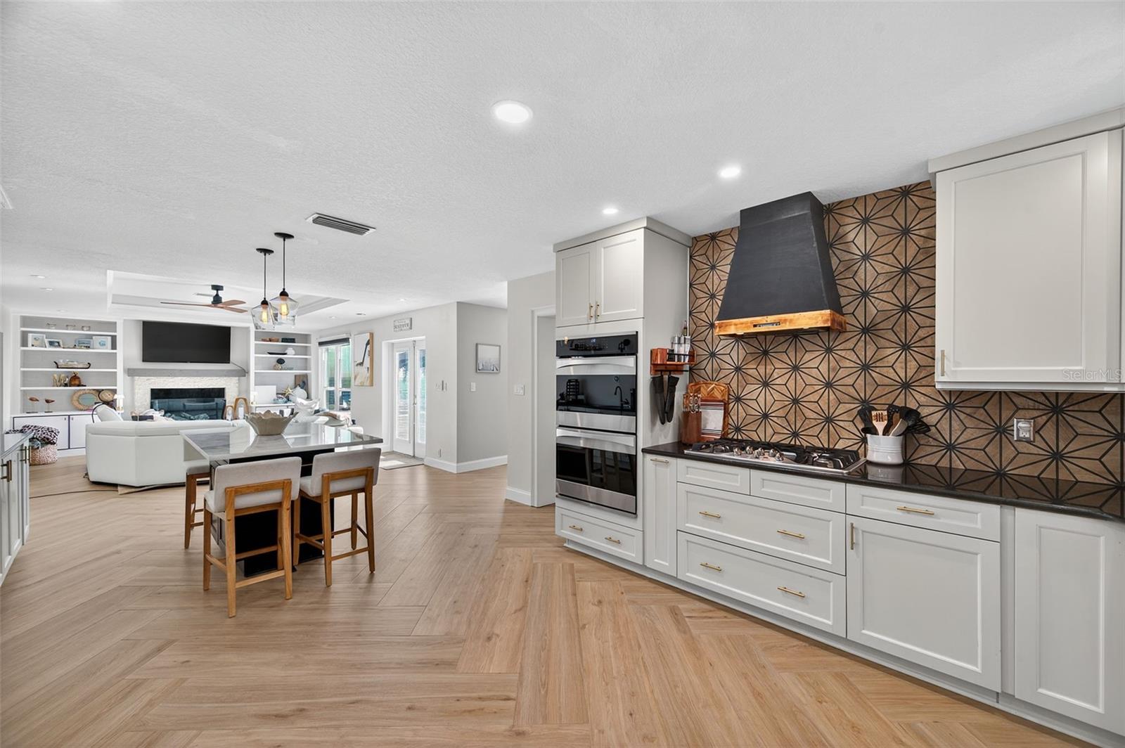 Image 23 of 83 For 6760 29th Street S