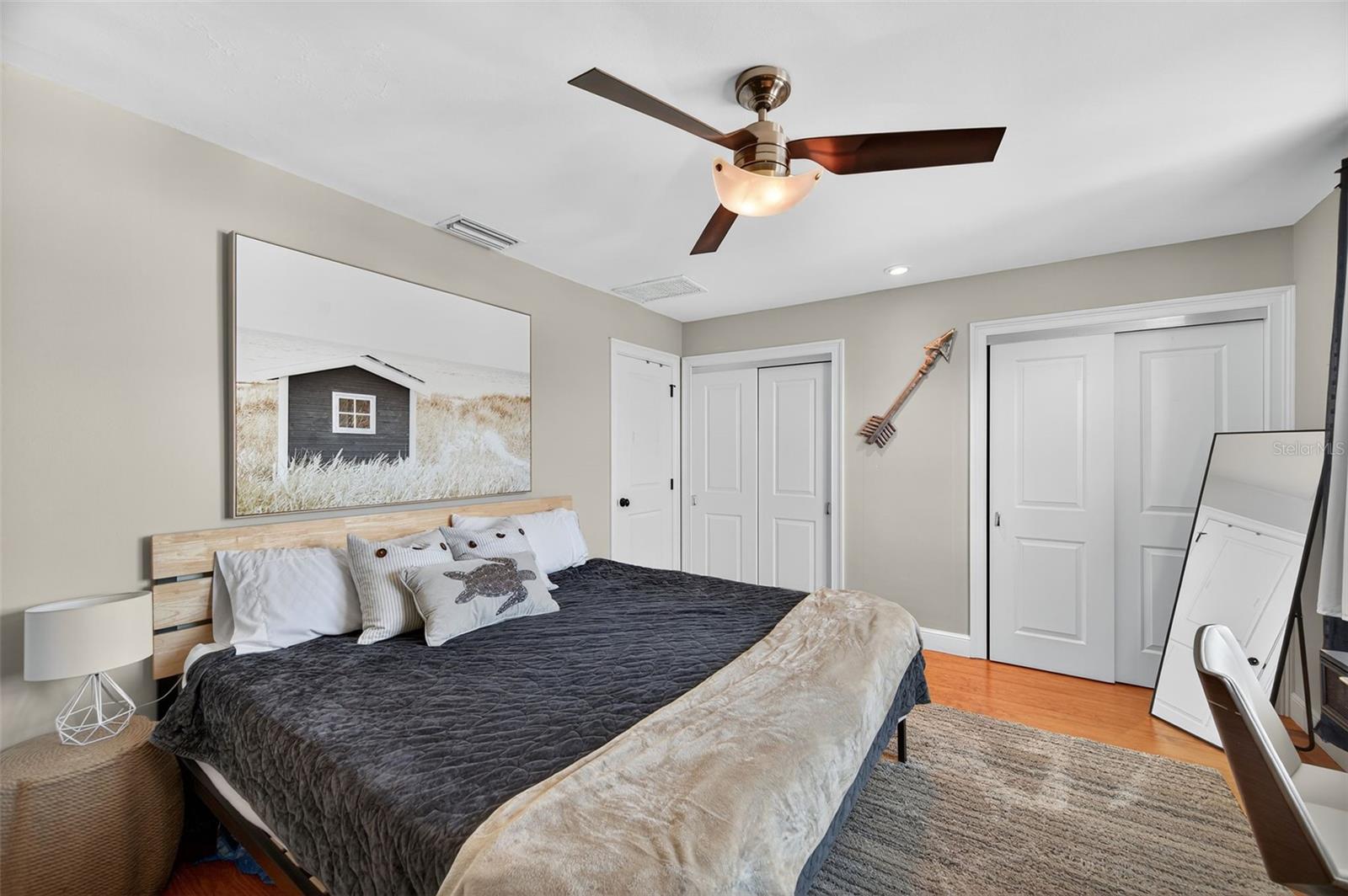 Image 27 of 83 For 6760 29th Street S