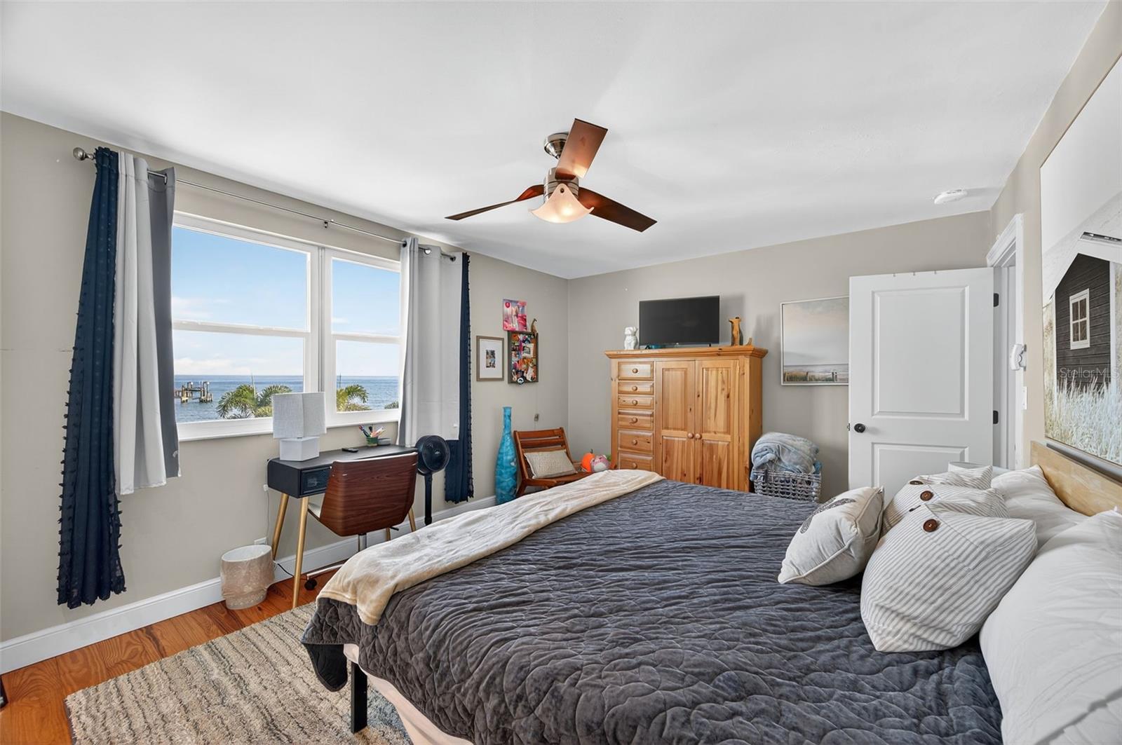 Image 29 of 83 For 6760 29th Street S